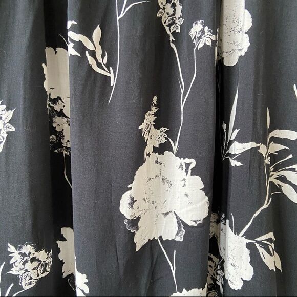 Lucky Brand-Floral Flutter Sleeve Midi Dress - Picture 7 of 9